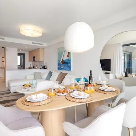 Apartmán With Garden View